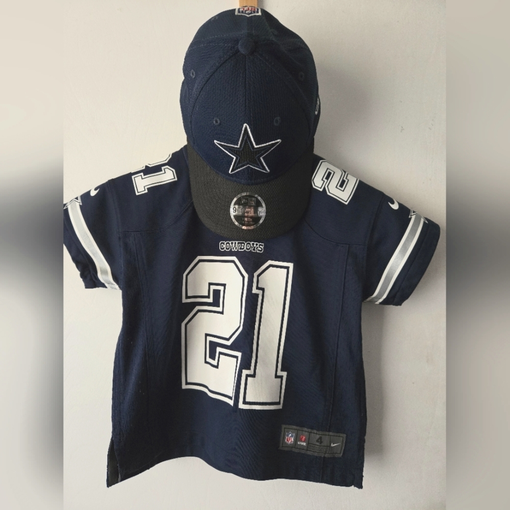 Nike Youth Game Jersey Dallas Cowboys Ezekiel Elliott #21 Size 4(S)